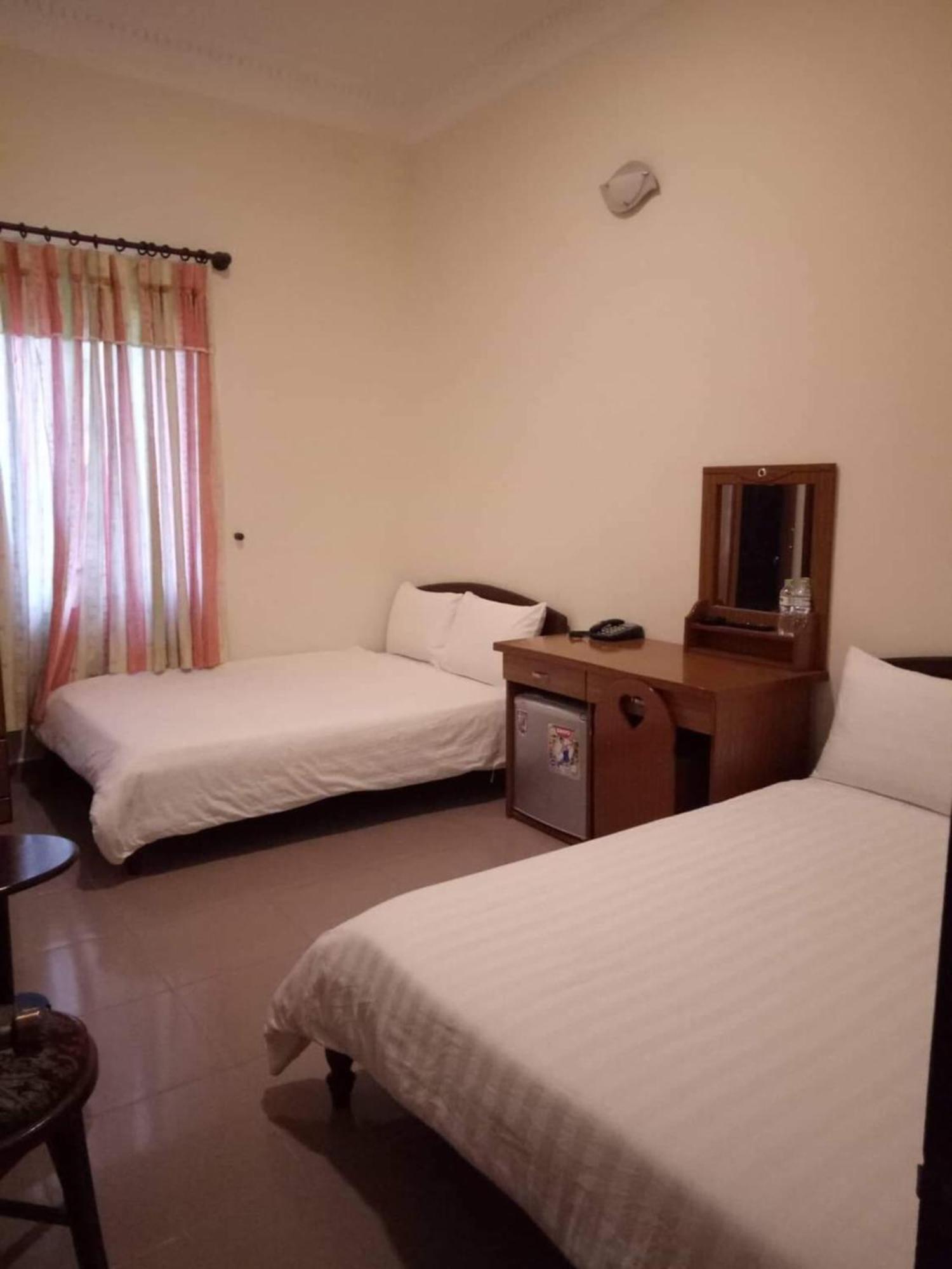 Quang Chien Hotel Dalat Bagian luar foto